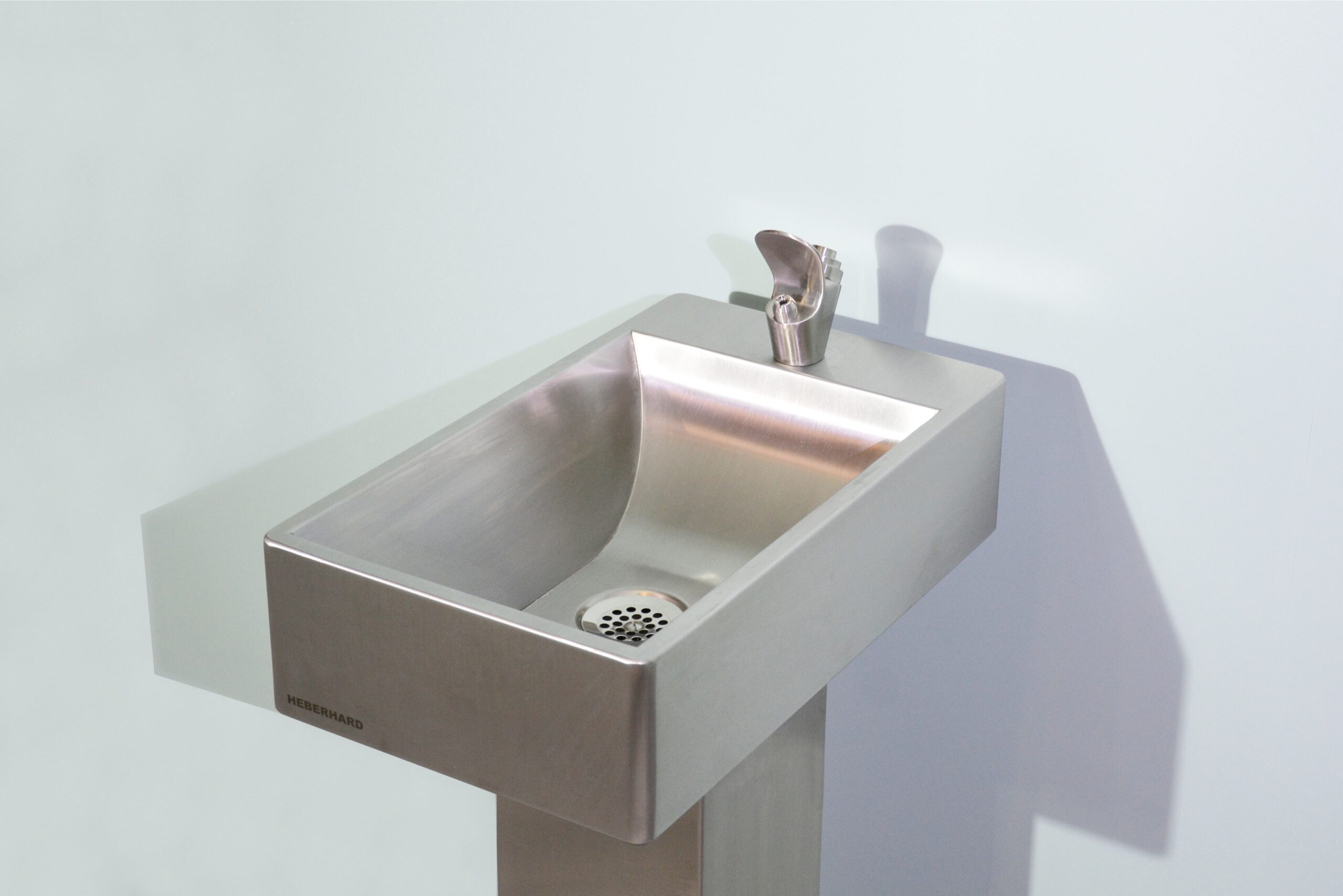 160025 Edelstahl Trinkbrunnen Hammer mit Bubbler 160108