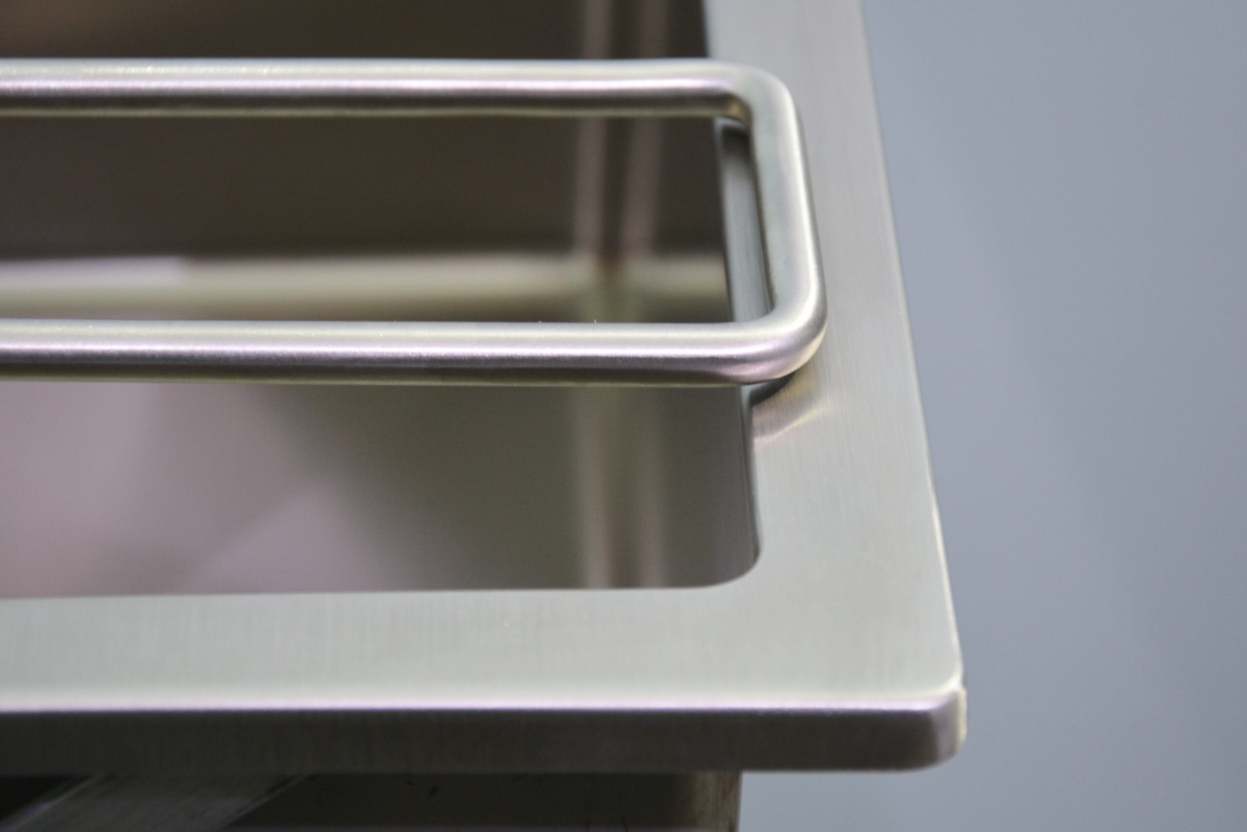 Solid 560 mit Klapprost - Darstellung der Rostauflage vorne